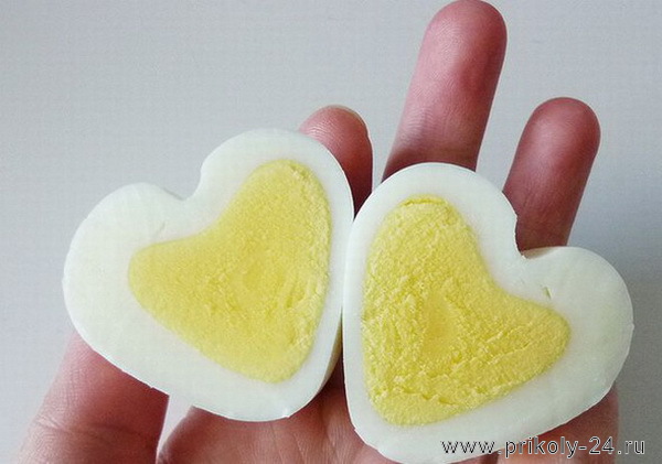 Яйцо в форме сердца